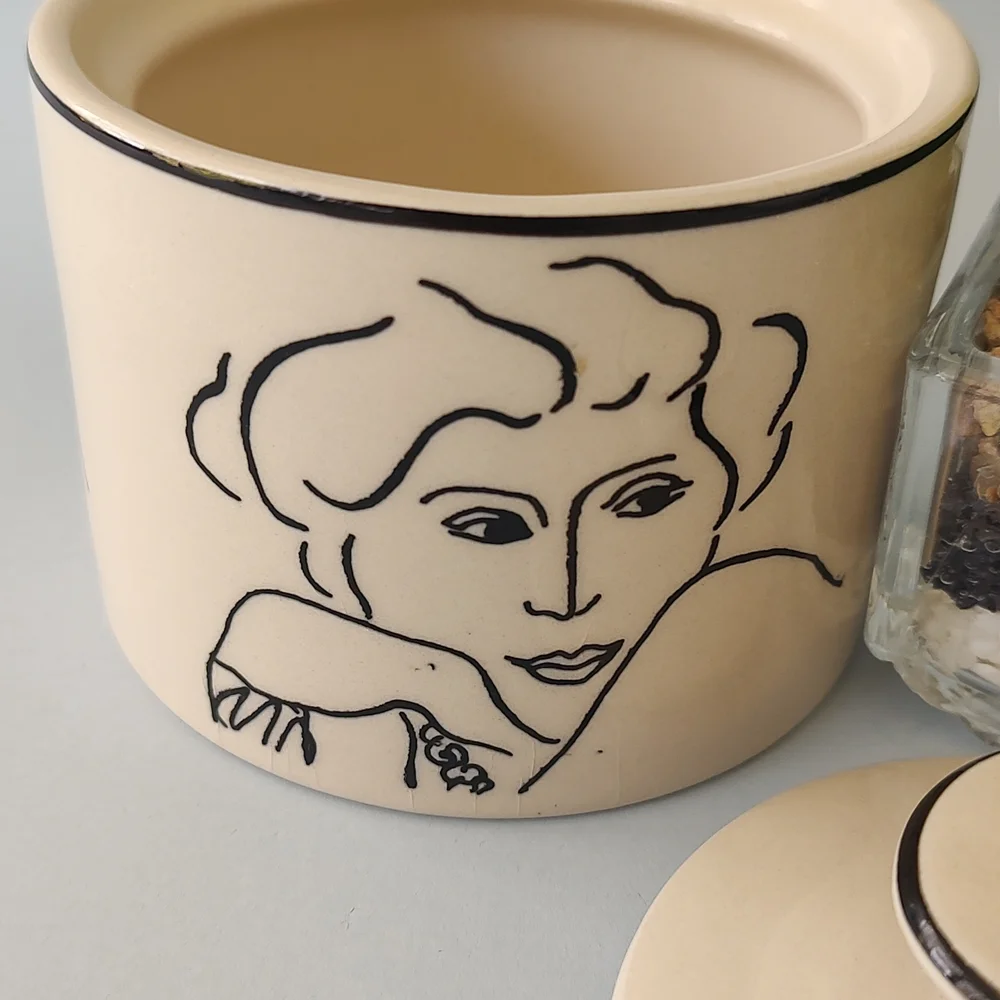 Sango Handcrafted Francesca French Lady Sugar Bowl Style Modern Collection